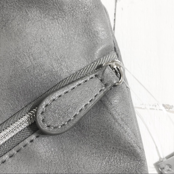 Ulta Beauty Grey Backpack 🤍✨ - Picture 3 of 6